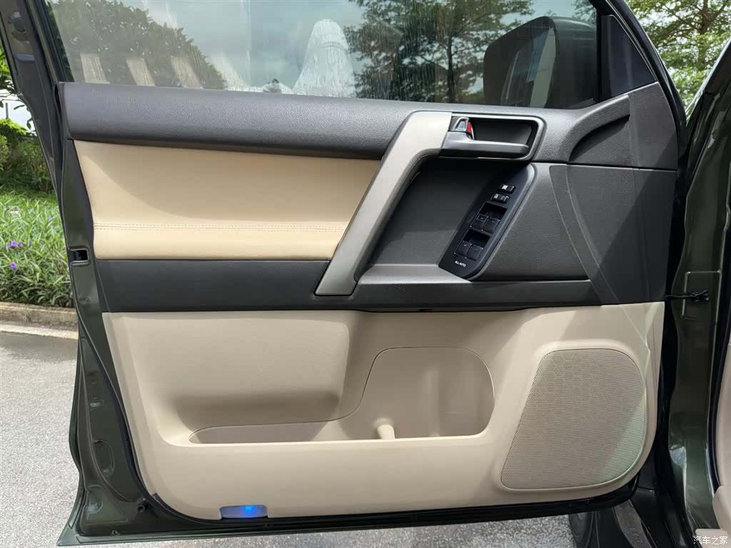 Toyota Prado, 2013 19