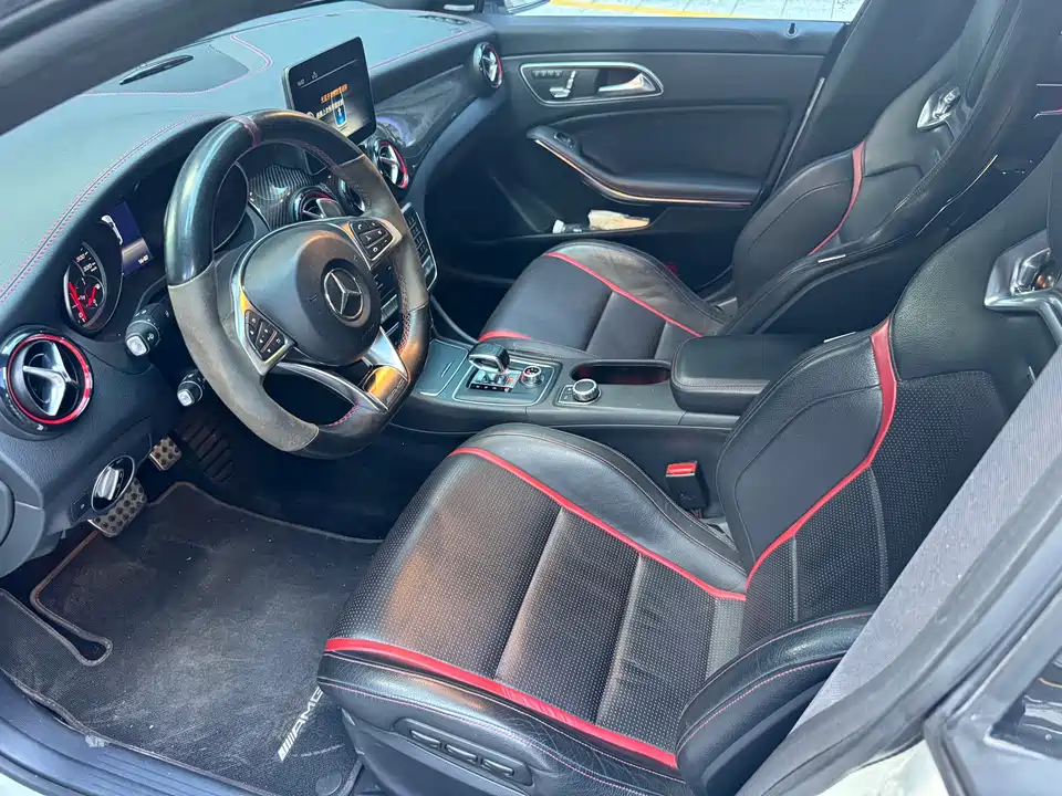 Mercedes-Benz CLA AMG