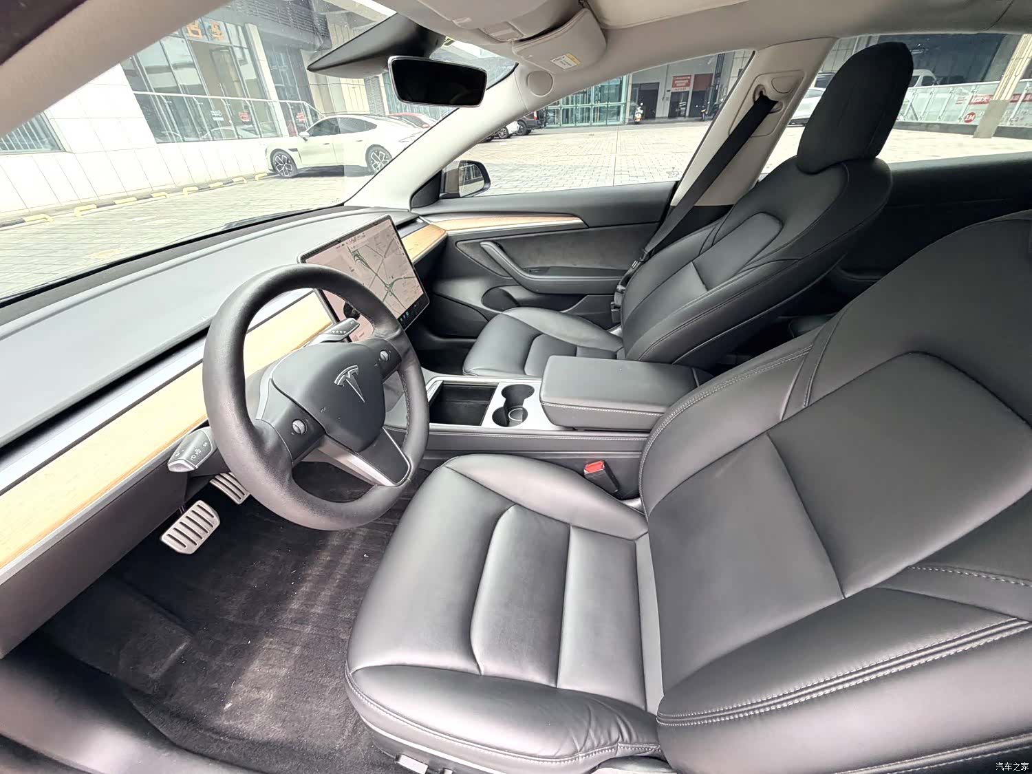 Tesla Model 3, 2021 4
