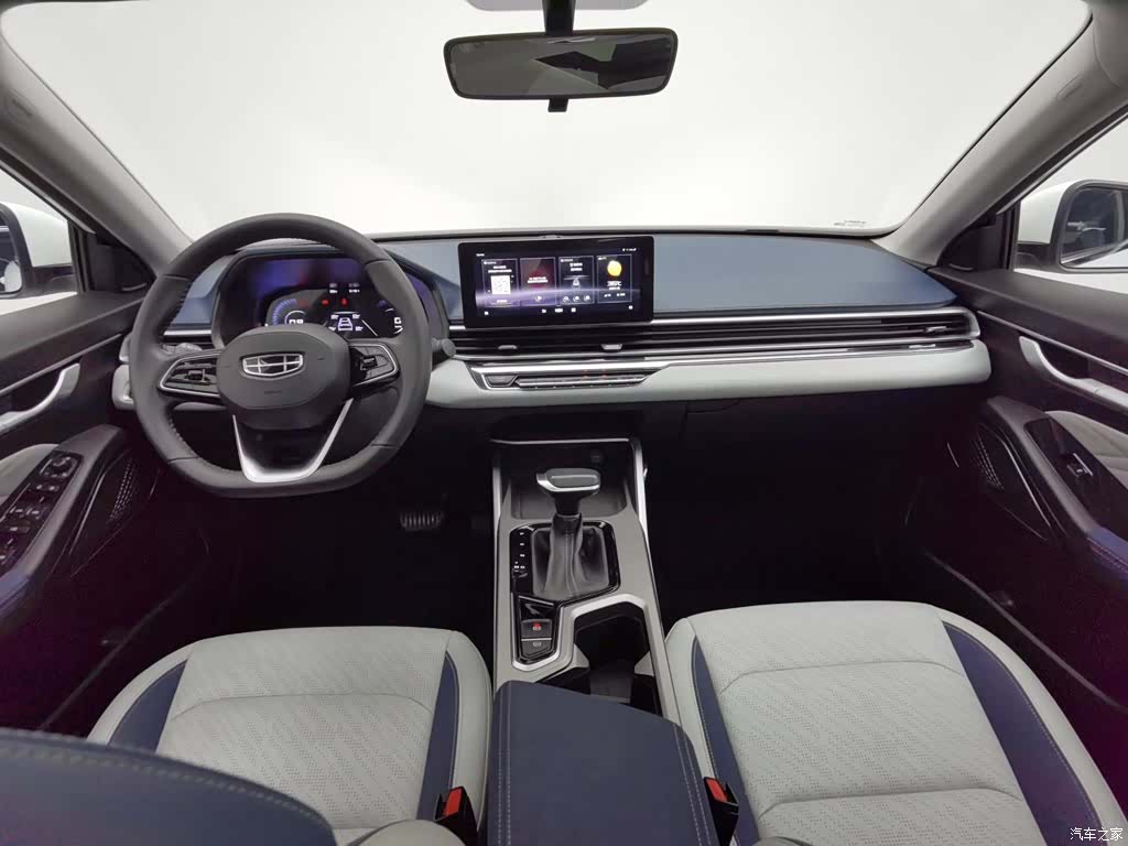 Geely Emgrand, 2021 все фото