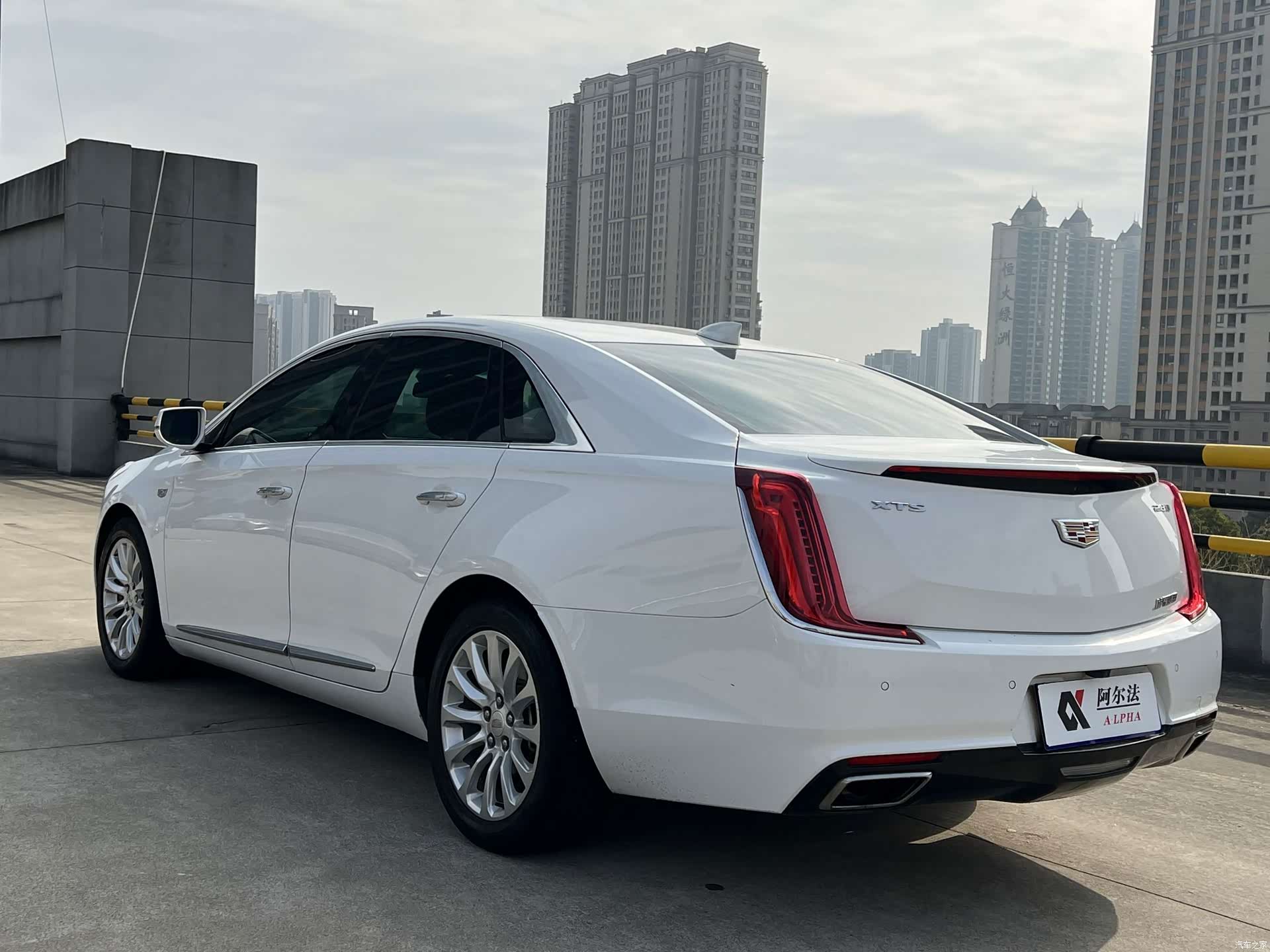 Cadillac XTS, 2018 6
