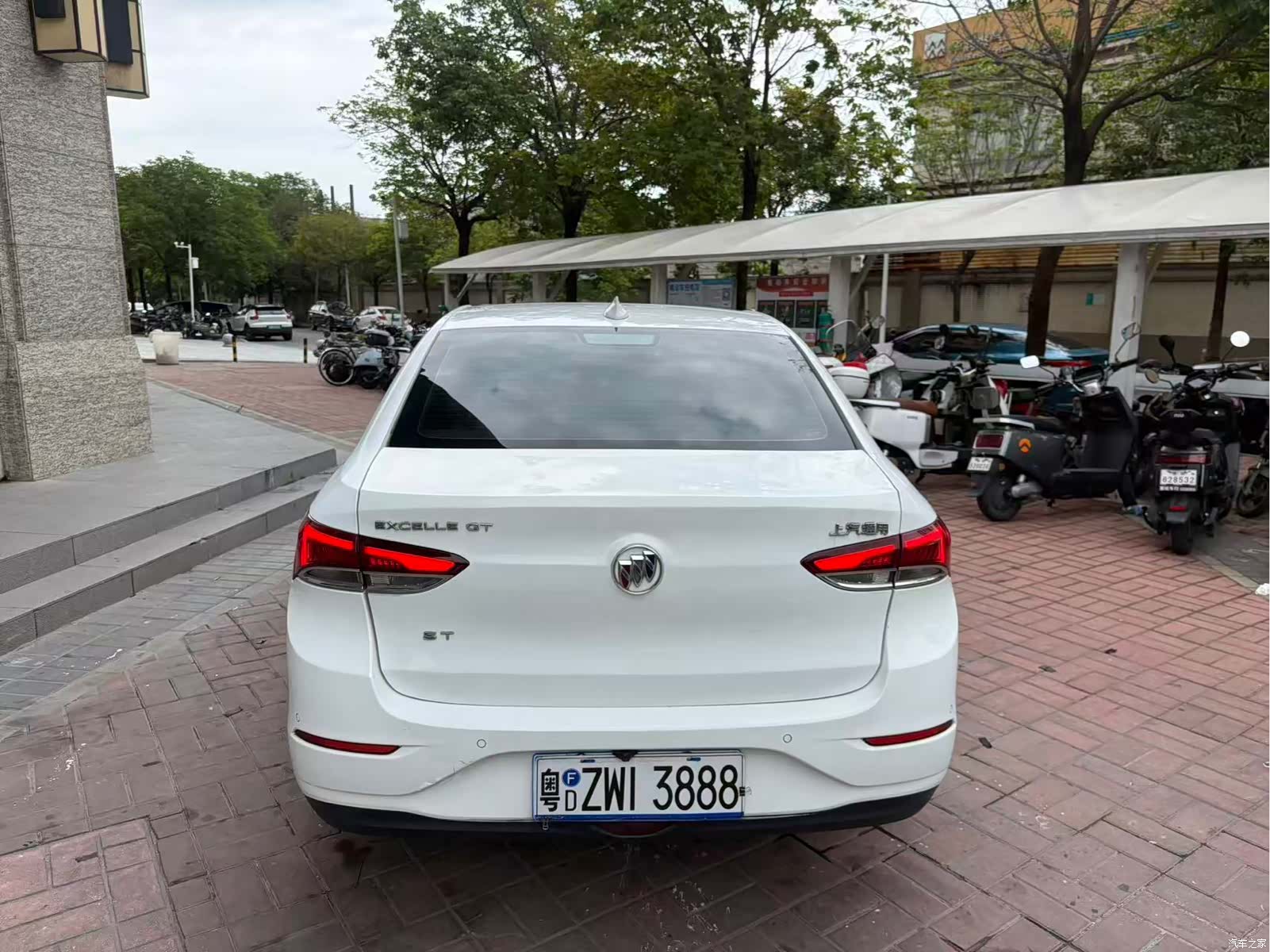 Buick V, 2018 8