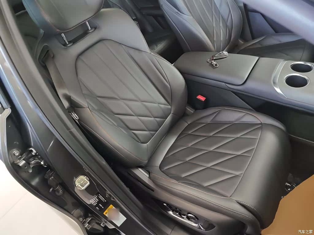 Changan CS75, 2025 25