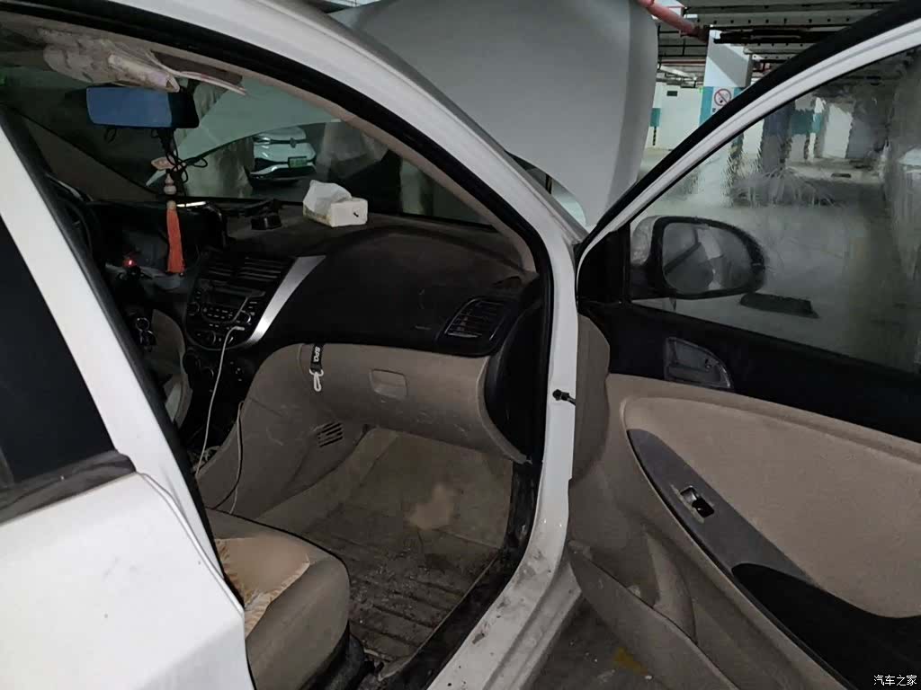 Hyundai GLS, 2015 20