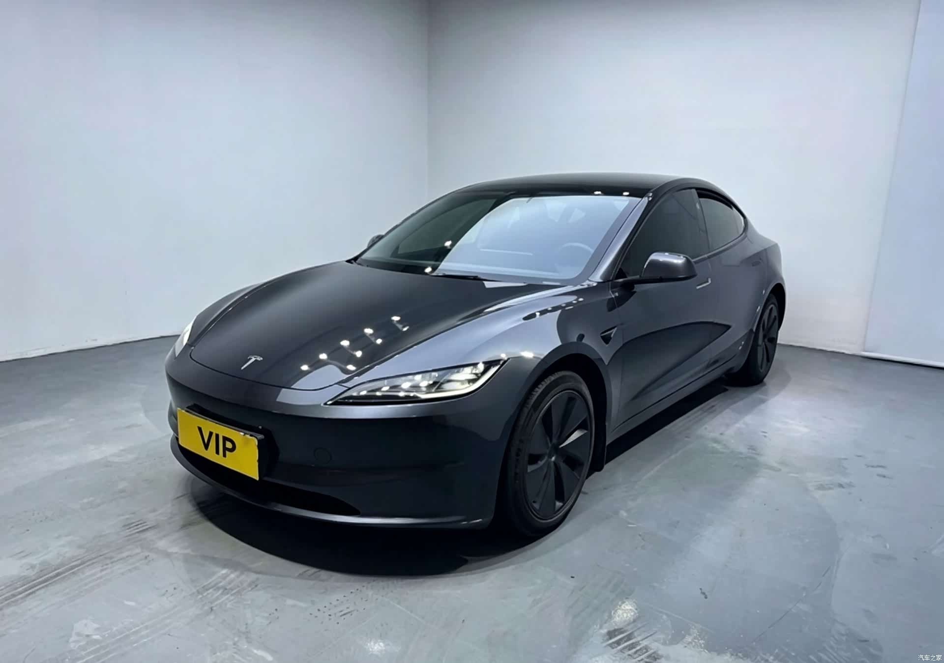 Tesla Model 3, 2024 1