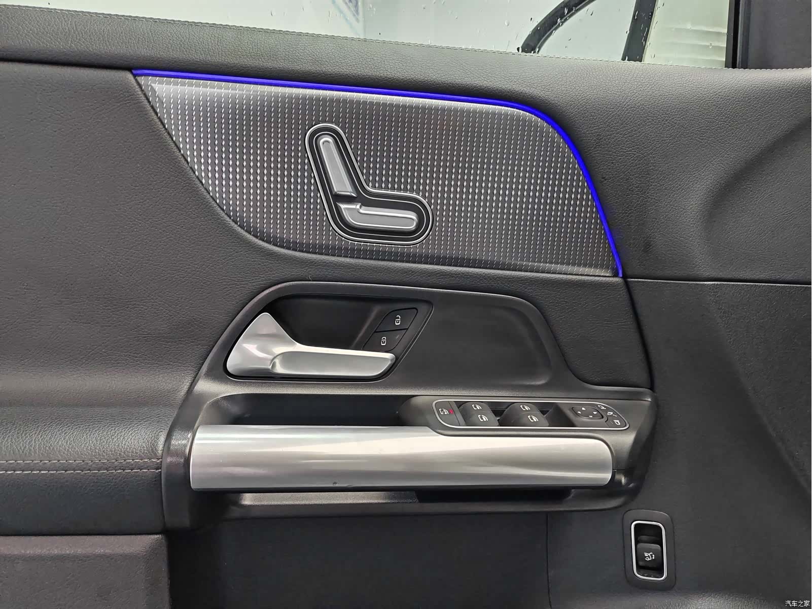 Mercedes-Benz EQA, 2023 18