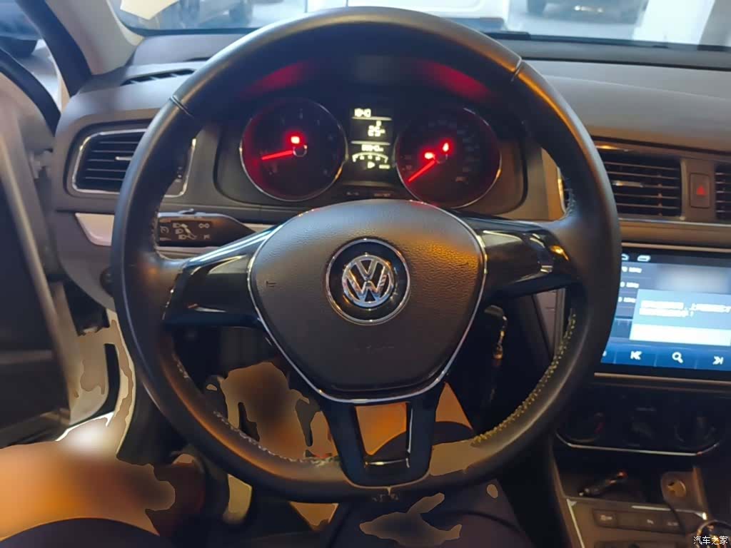 Volkswagen Lavida, 2016 11