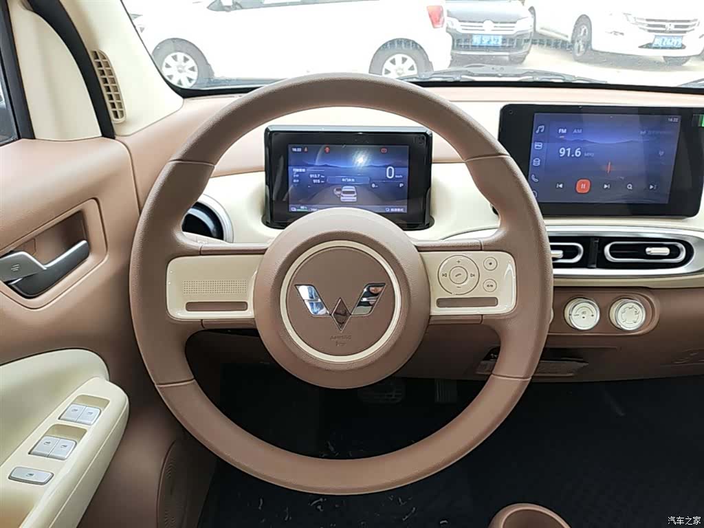 Wuling MINIEV, 2024 11