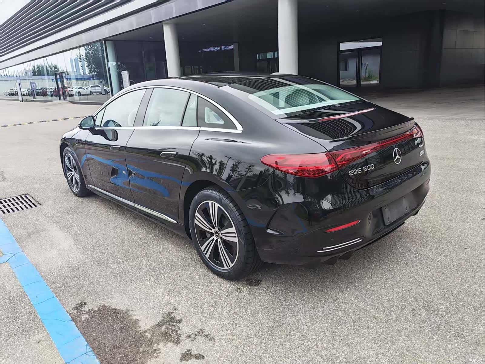 Mercedes-Benz EQE, 2025 9