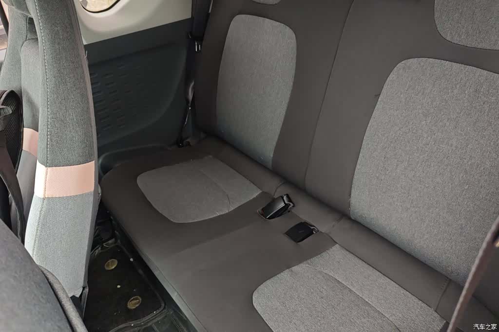 Wuling MINIEV, 2023 11