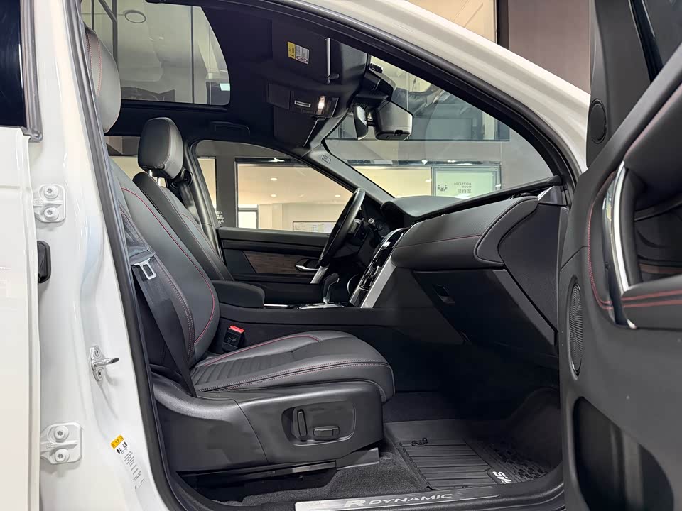 Land Rover Discover sports