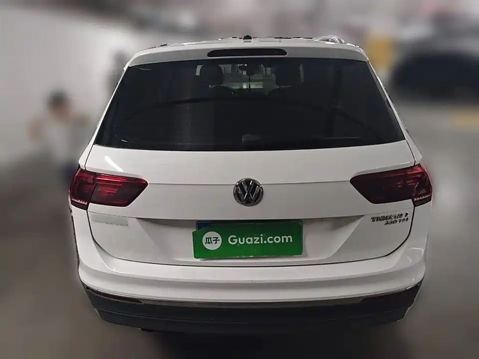 Volkswagen Tiguan L