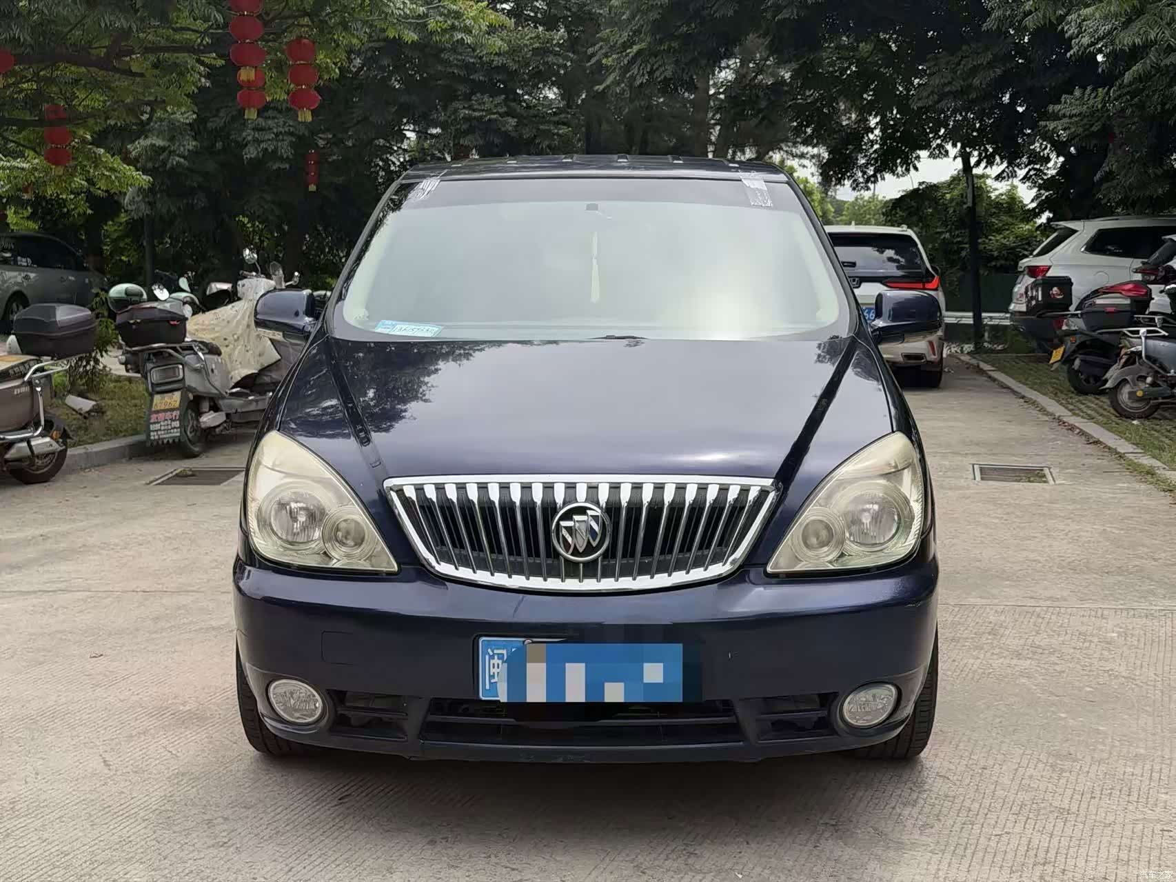 Buick GL8, 2015 1