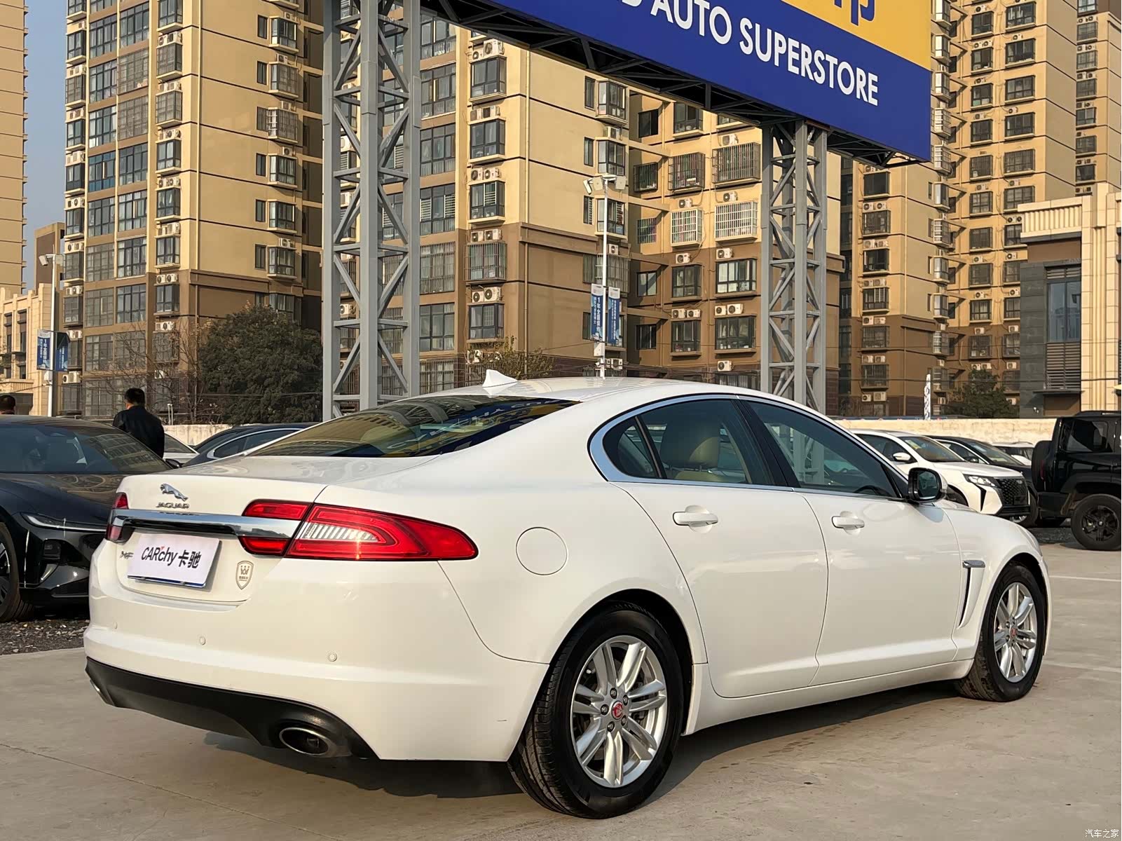 Jaguar XF, 2014 6