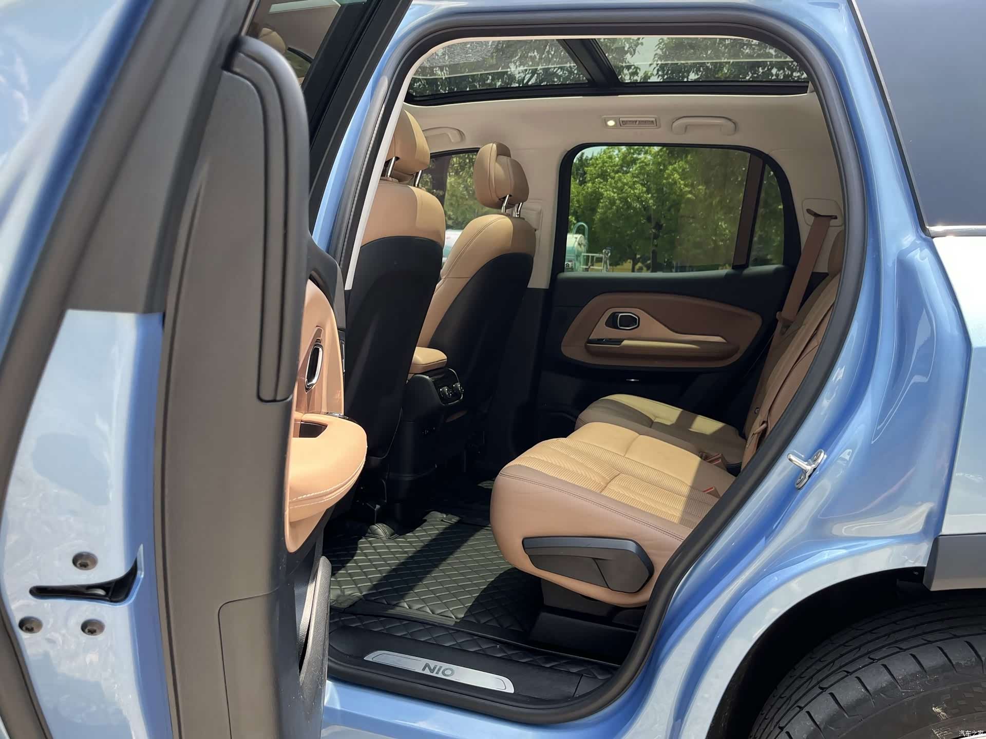 NIO ES8, 2018 4
