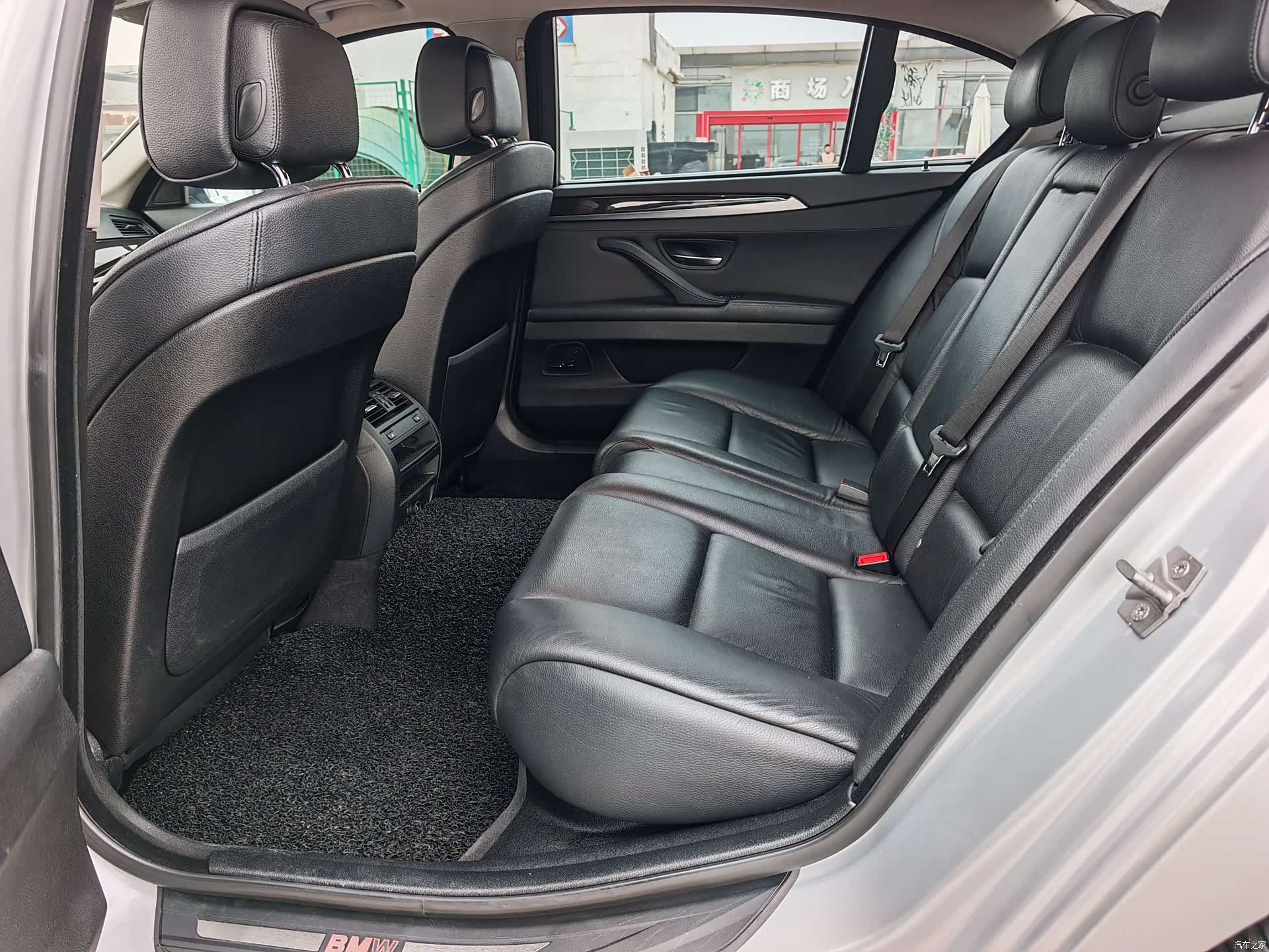 BMW 5 Series, 2012 10