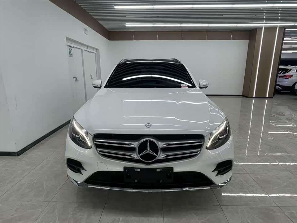 Mercedes-Benz GLC Mercedes-Benz GLC