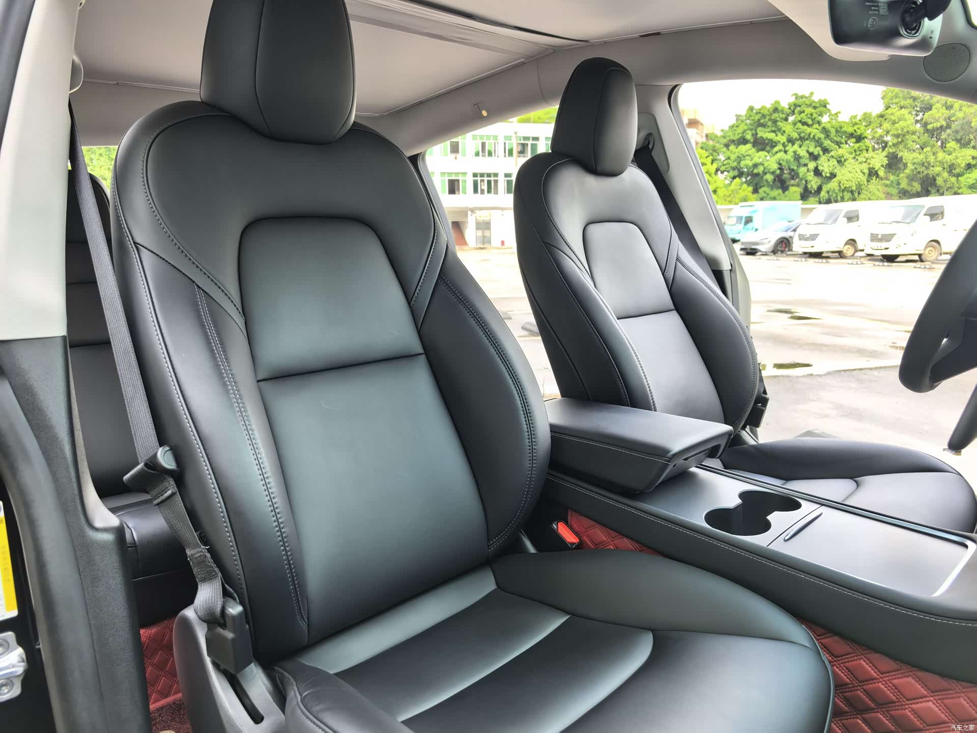 Tesla Model Y, 2022 7