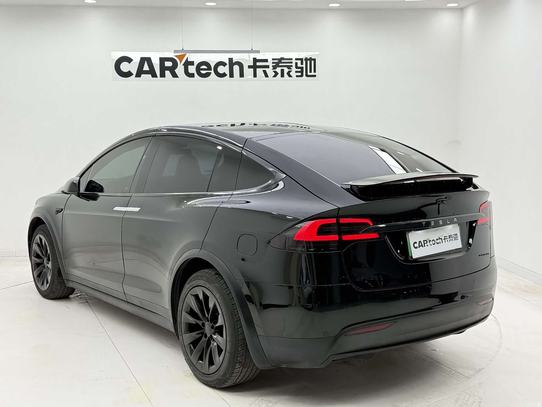 Tesla Model X, 2018 все фото