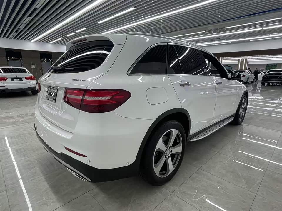 Mercedes-Benz GLC Mercedes-Benz GLC