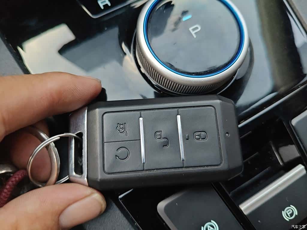 BYD E2, 2020 12