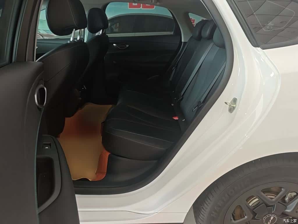 BYD Seal, 2025 17