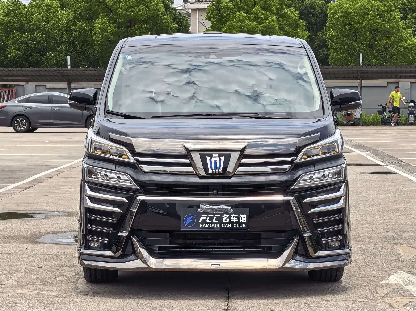 Toyota Vellfire, 2020 2