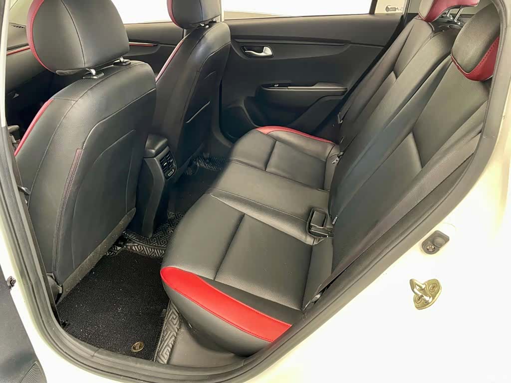 Kia KX, 2018 7