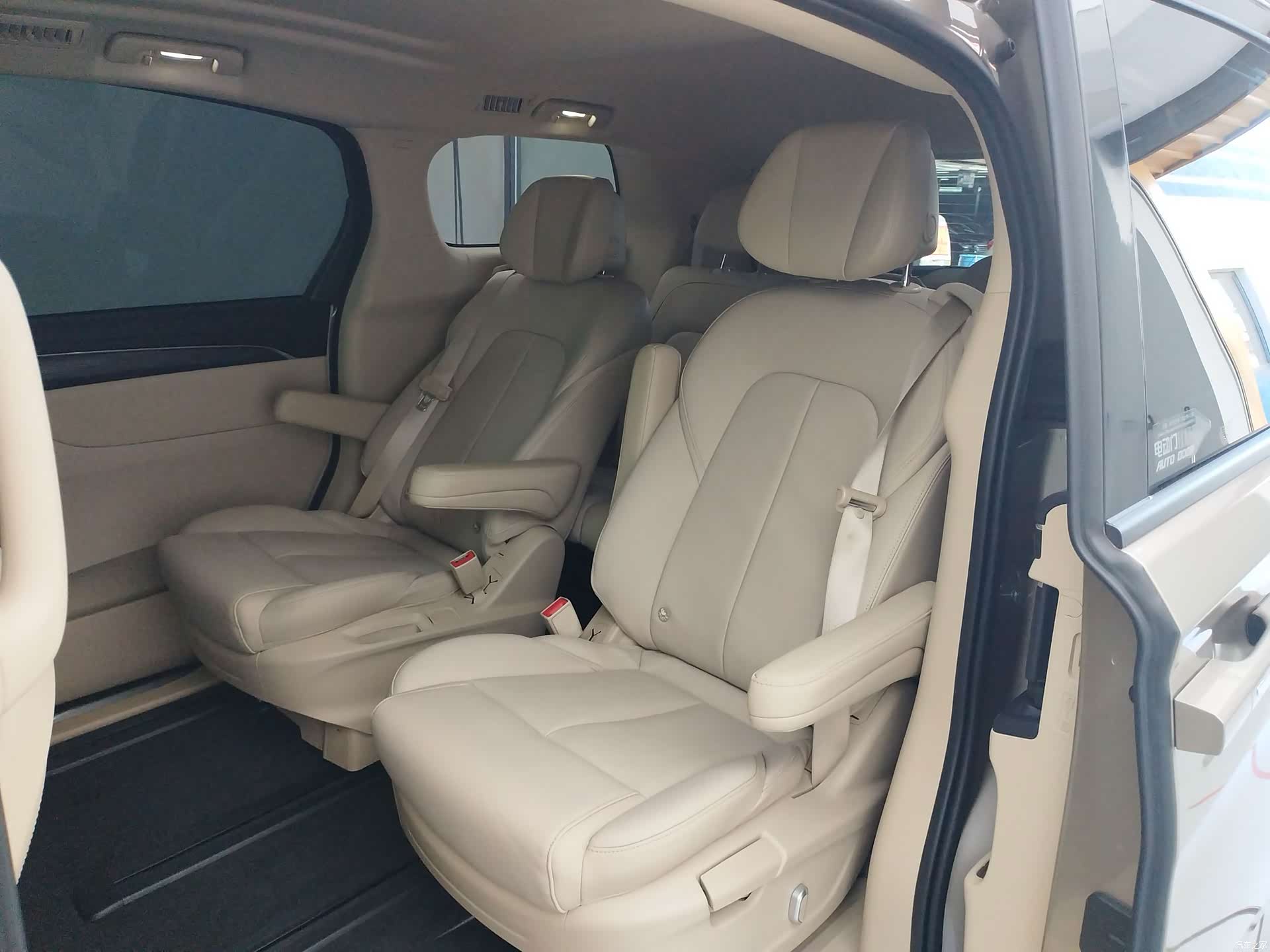 Buick GL8, 2023 14