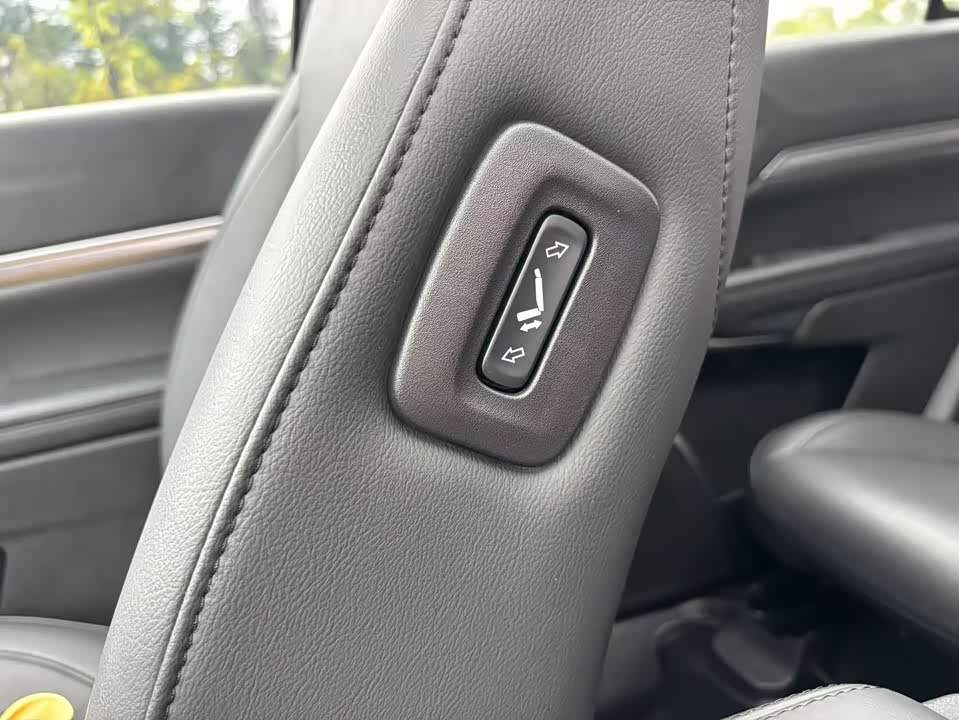 Jeep Grand Commander