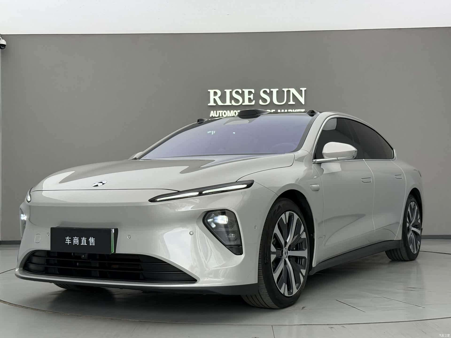 NIO ET7, 2025 1