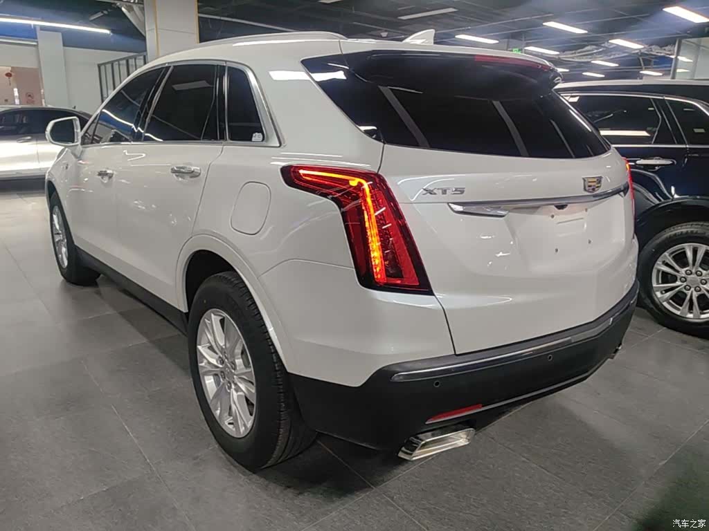 Cadillac XT5, 2020 все фото