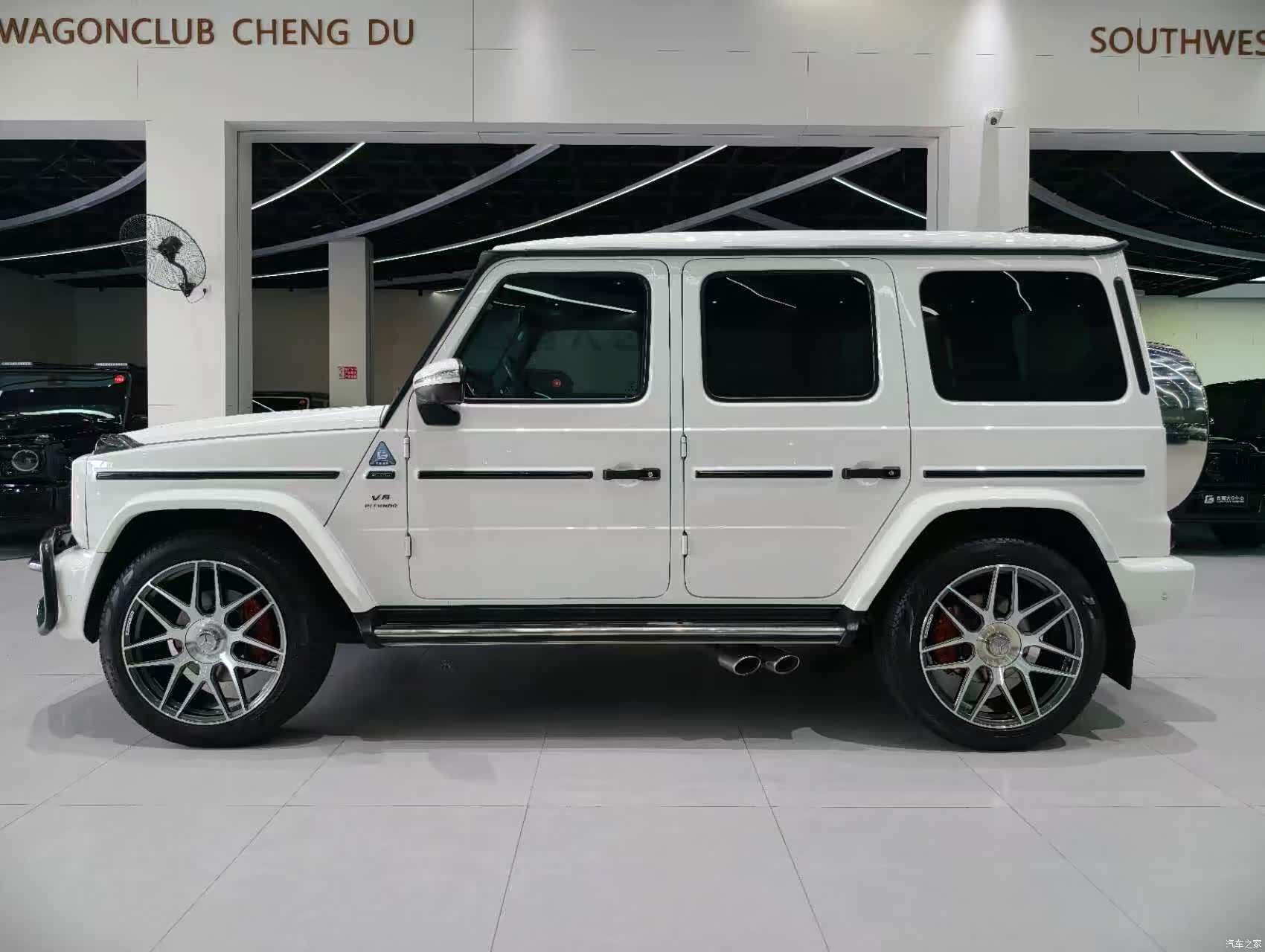 Mercedes-Benz G-Class, 2024 4