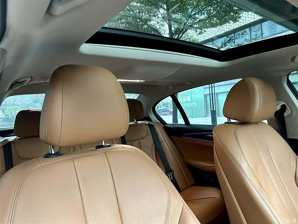 BMW 5 Series, 2018 23