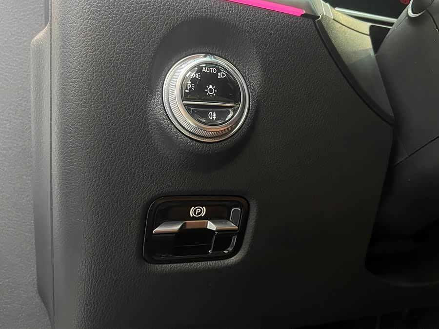 Mercedes-Benz C-Class 2023, фото 17