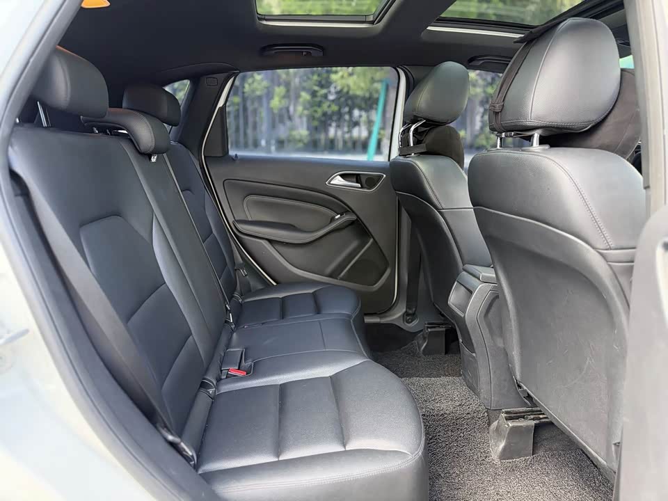 Mercedes-Benz Class B