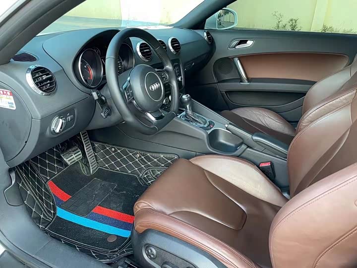 Audi TT 2014 TT Coupe 45 TFSI yue shang xing
