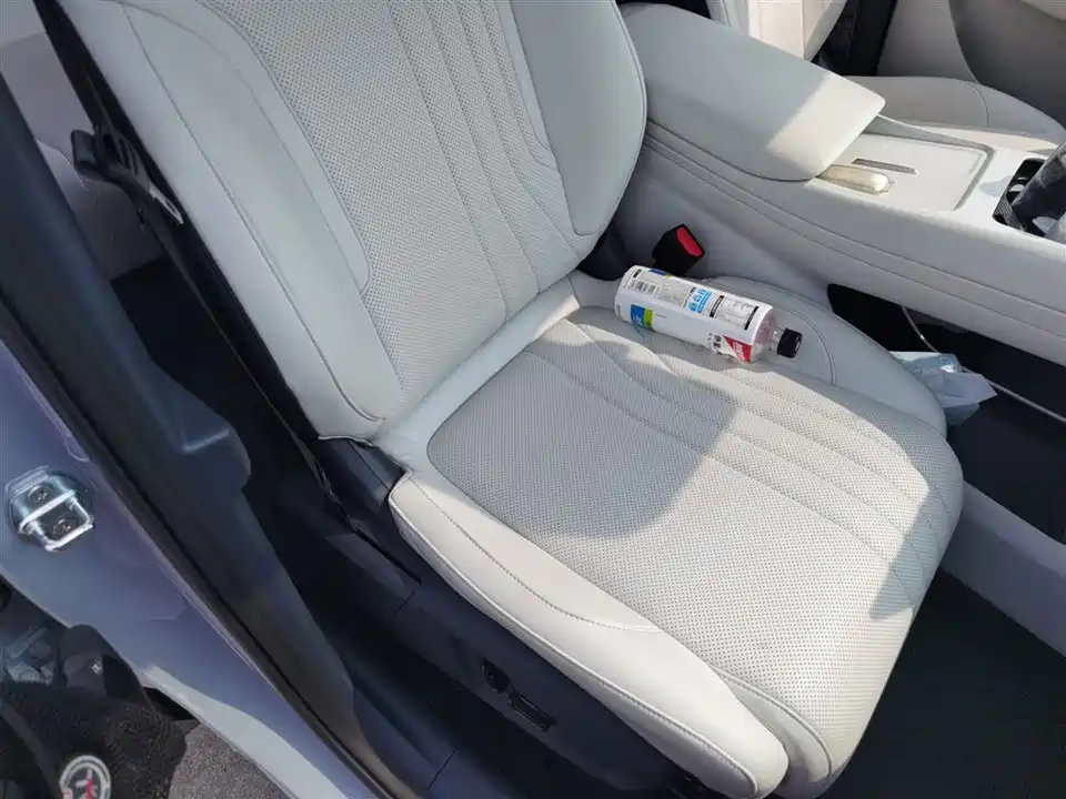 Geely Galaxy Galaxy E5