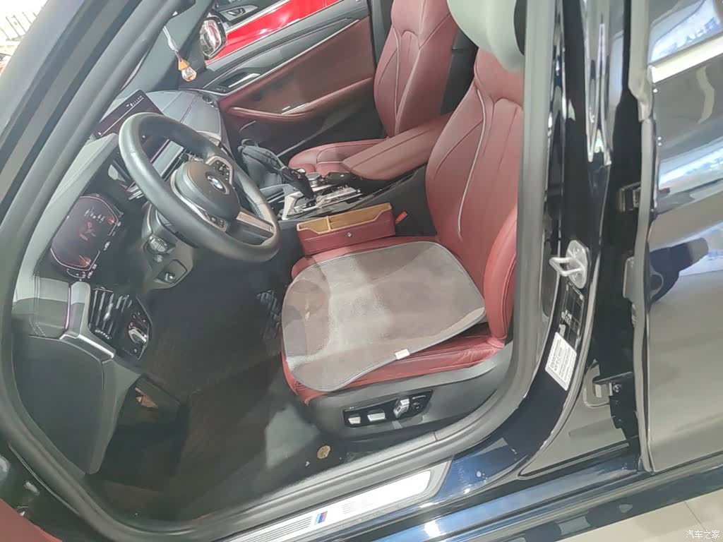 BMW 5 Series, 2022 15