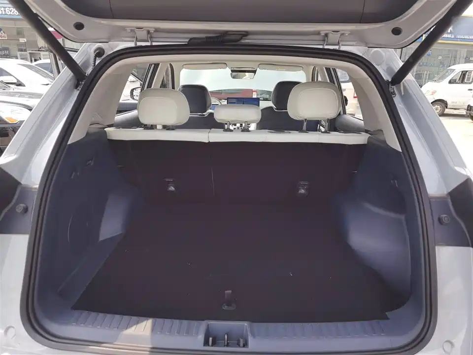 Geely Galaxy Galaxy E5