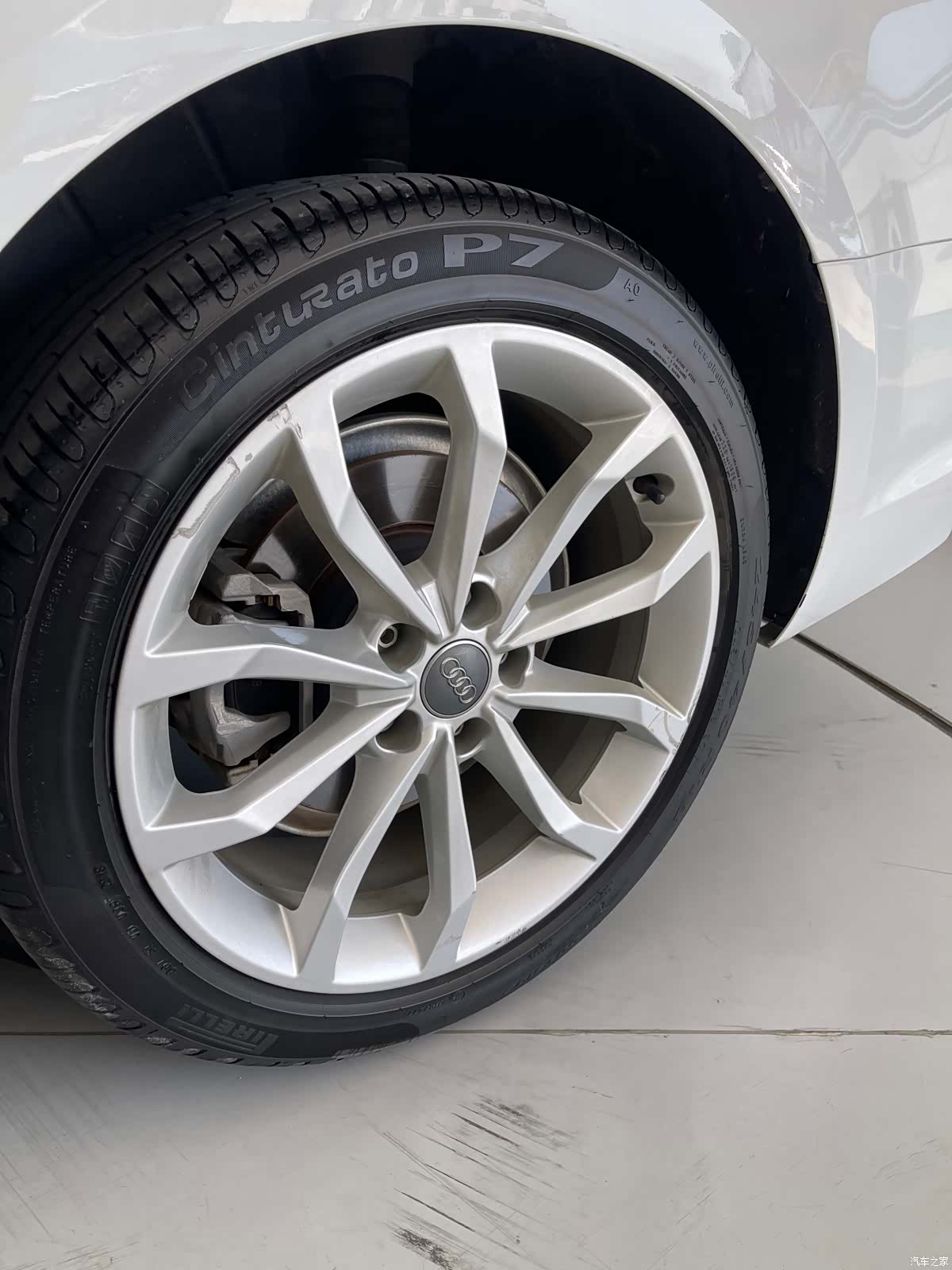 Audi A4L, 2018 11