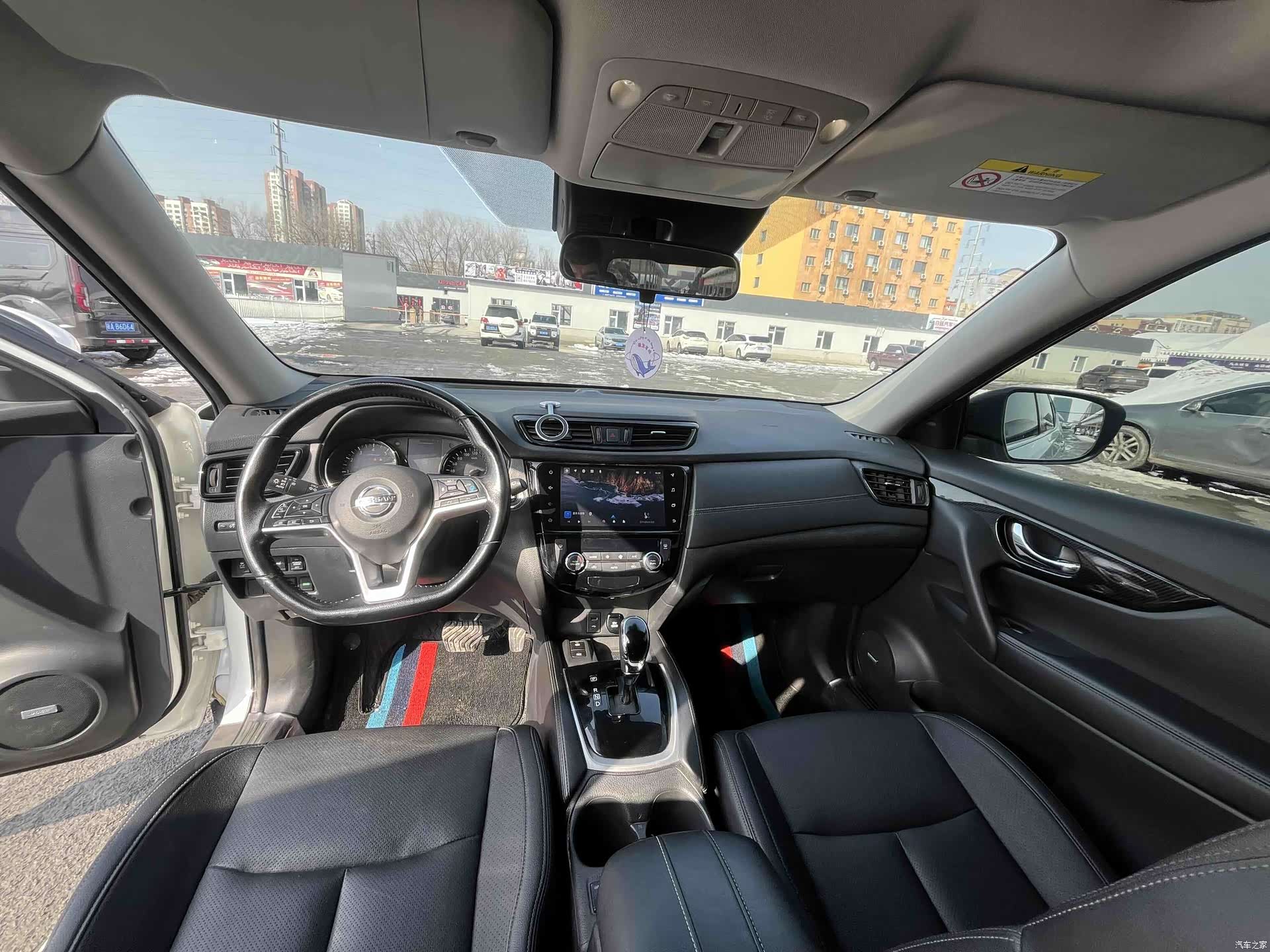 Nissan X-Trail, 2023 все фото