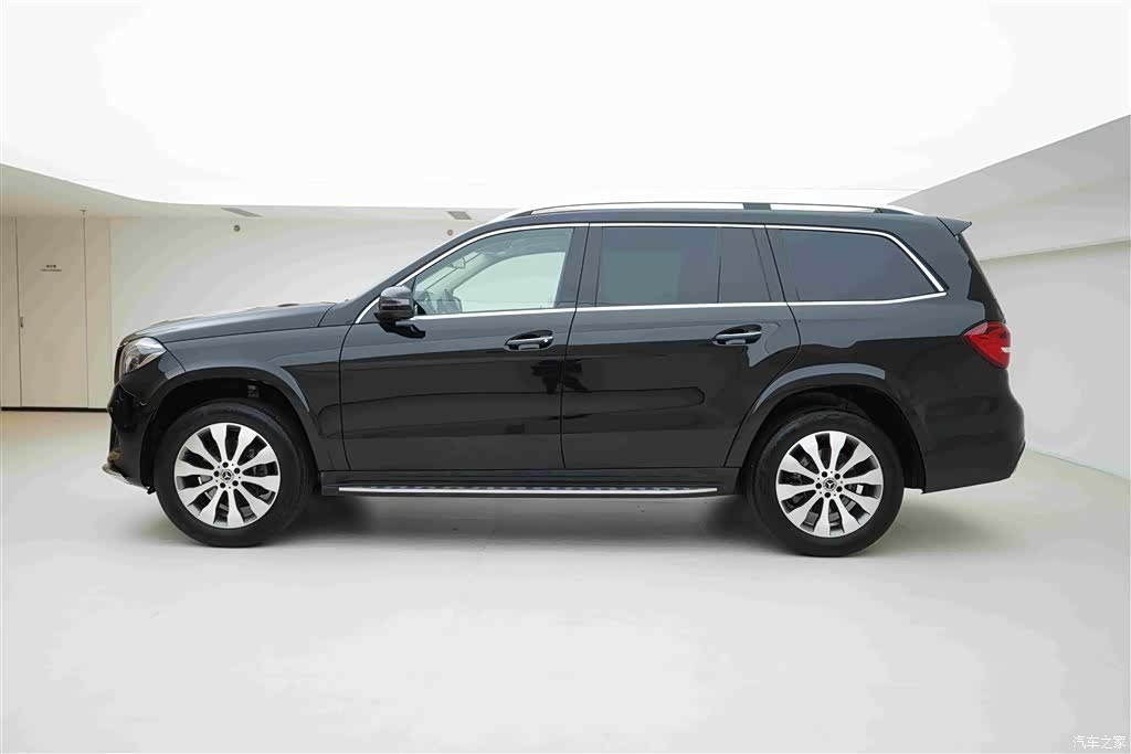 Mercedes-Benz GLS, 2018 3