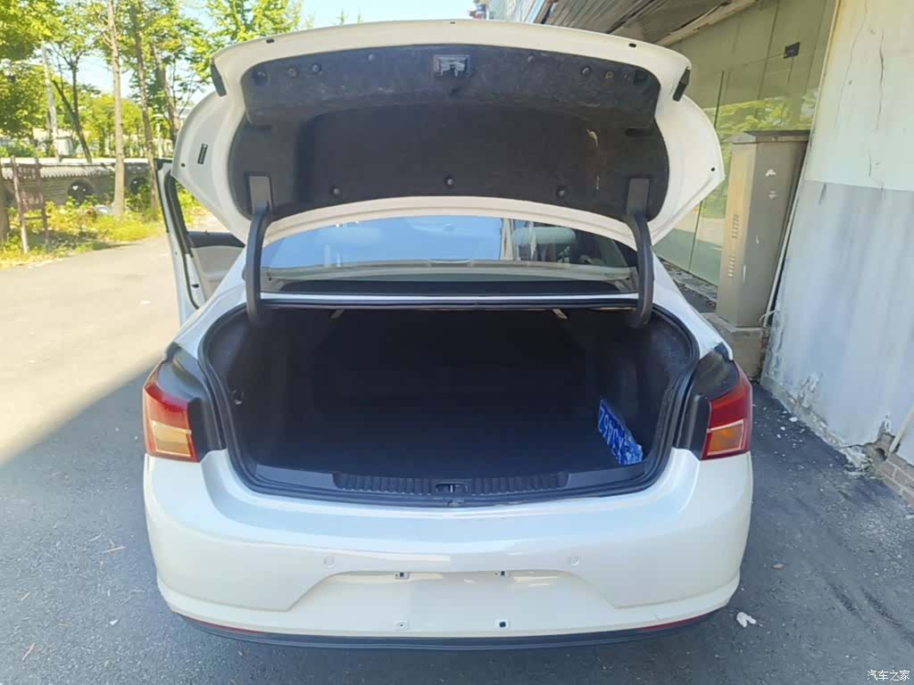 Buick Verano, 2017 19