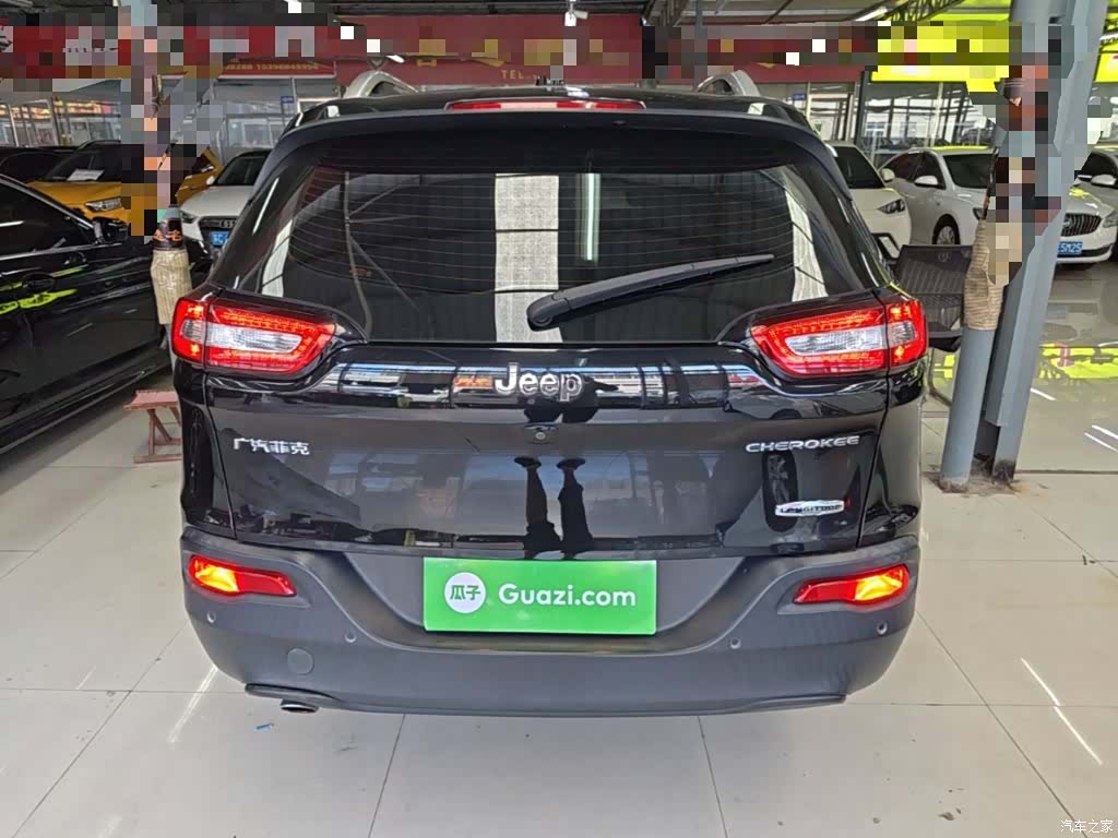 Jeep Cherokee, 2017 6