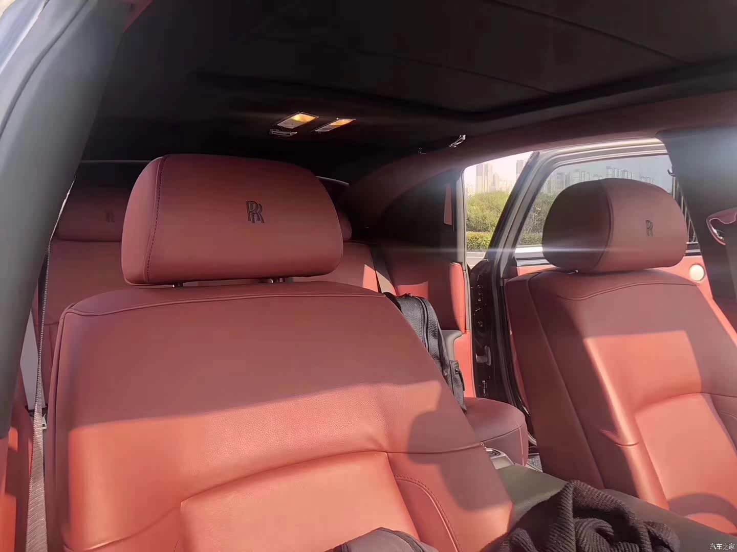 Rolls-Royce Ghost, 2014 7