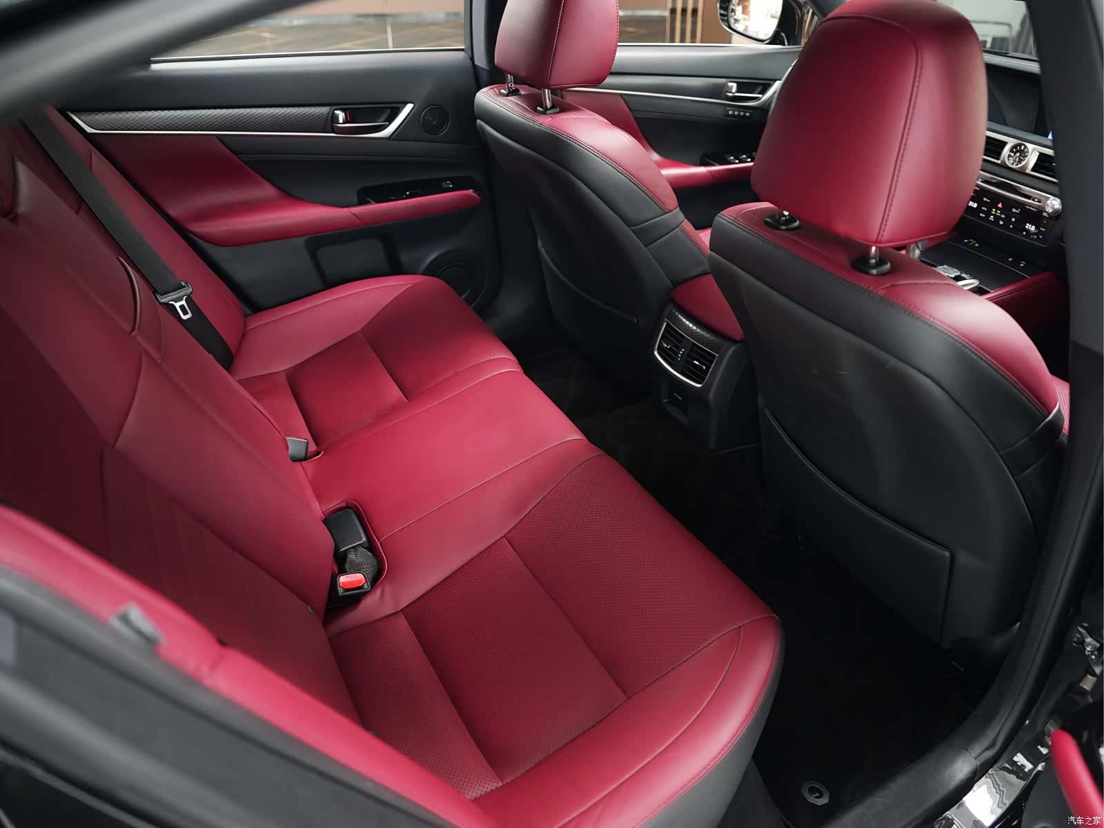 Lexus GS, 2017 9