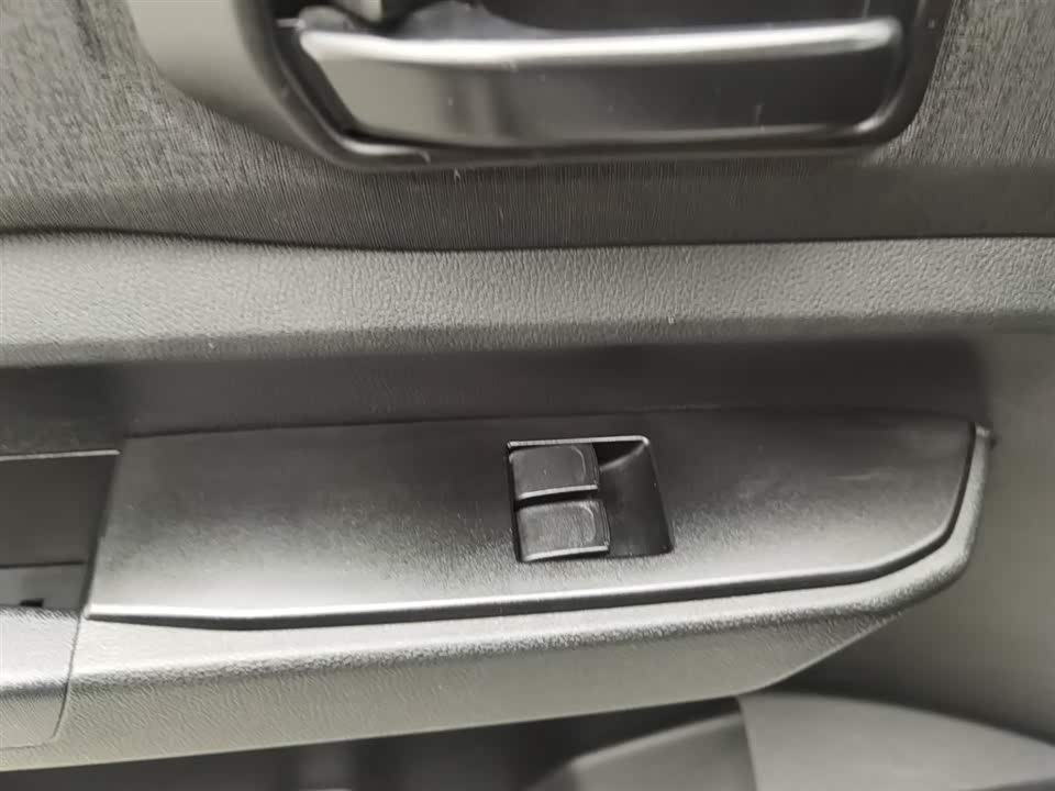 Wuling Wuling Hongguang PLUS