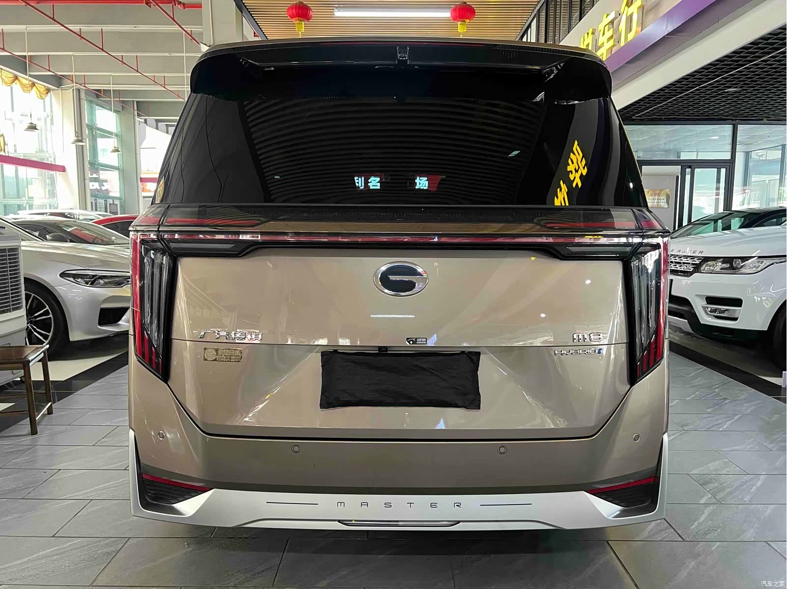 Trumpchi M8, 2022 3