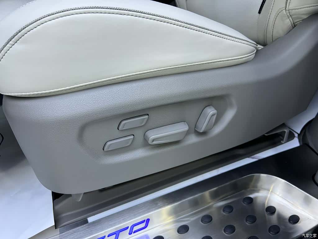 Hyundai Custo, 2022 20